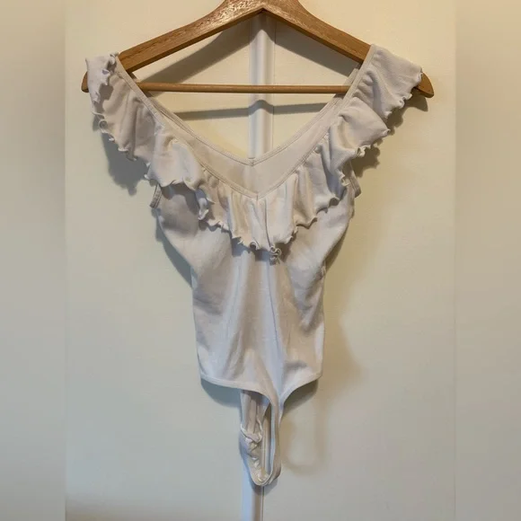 White Ruffled Bodysuit - Picture 2 of 5